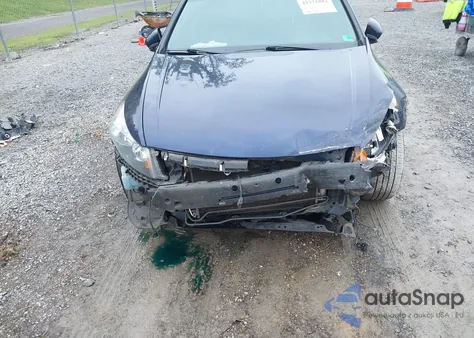 2011 Honda Accord Exl from USA, damaged, VIN 1HGCP3F82BA028596